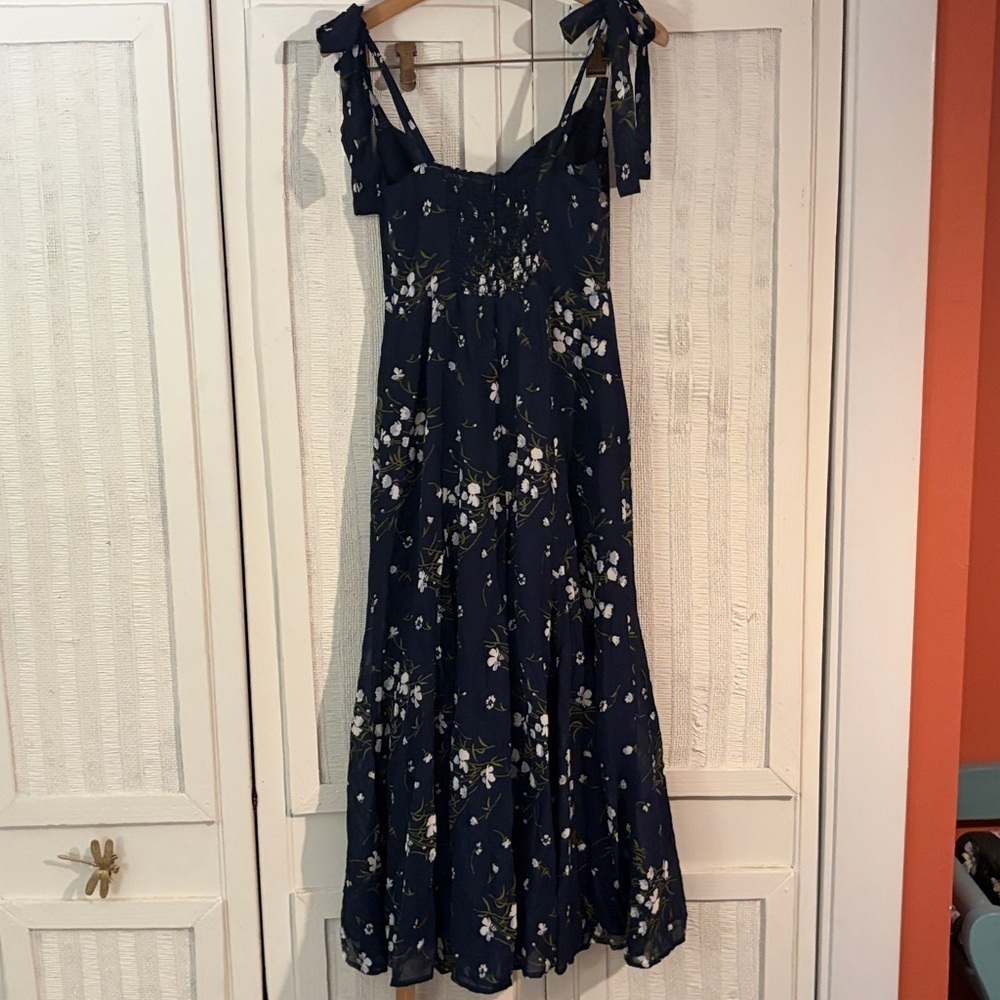 NWT Reformation Nadira Midi Dress in Chopine | Navy Floral - size 0 - Picture 9 of 10